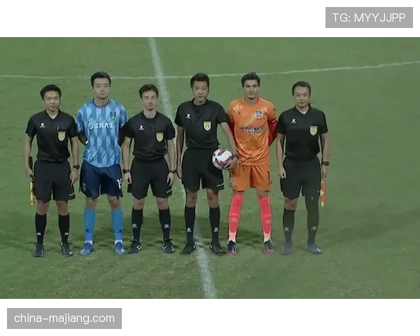 成都蓉城四轮不败积10分领跑 费利佩替补戴帽显板凳深度